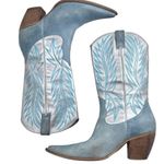 Penny Loves Kenny  Pilgrim Boots Photo 2