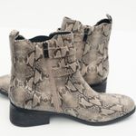 Kennth Cole Reaction. Snake Skin Print Chelsea Boot. Tan Size 7 Photo 9