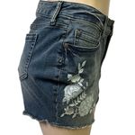 Torrid High Rise Floral Embroidered Denim Raw Hem Blue Jean Shorts Womens 10 Photo 2