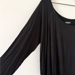 Torrid NWT  Asymmetrical Off-Shoulder Long Sleeve Top with Chain in Black Size 3 Photo 4