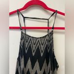 Silence + Noise Urban Outfitters  Cropped Shark Bite Flowy Crop Top SZ M Photo 2