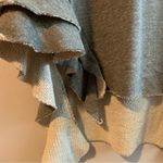 Black Orchid NWT  Grey Ruffled Raw Hem Pullover Sweatshirt Size M Photo 9