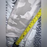 Lululemon Limited edition white camo lulu lemon leggings size‎ 8 Photo 3