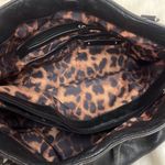 B. Makowsky Leather Shoulder Bag B30 Black Photo 8