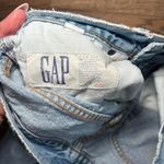 Gap Vintage Distressed Denim High Rise Jeans Size 30 x 32 Photo 2