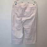 Riders By Lee  light pink mid rise capri jeans Photo 3