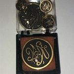 Lot of 5 Weight Watchers Gold Tone & Black Enamel Pins Photo 0