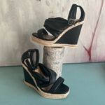 Qupid  Cascade Wedge Sandal Espradrille Vegan Leather Size 6.5 Black Sandal Photo 10