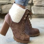 Top Moda Tan Fleece Lug Sole Ankle Bootie Photo 2