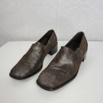 Donald J Pliner Womens Shoes Size 9‎ Silver Brown Embossed Slip Photo 4