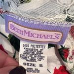 Vintage Beth Michaels cream roses floral lingerie nightie polyester size small Photo 8