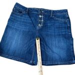 Simply Vera, Vera Wang Simply Vera Vera Wang Denim Shorts with Button Fly Closure Perfect for Summer Photo 2