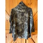 Zenana Outfitters Charcoal Tie Dye Cowl Neck Size Small Sweater (4937) Photo 4