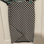 Iris Asymmetrical  mid skirt Photo 2