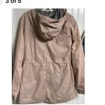 Carhartt  Windbreaker Rain Jacket Women’s Sz M Pink Peach Zip Hooded Mesh Lined Photo 1