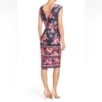 Eliza J  Floral Scuba Sheath Dress Navy Pink Size 10 V-Neck‎ Cap Sleeve Stretch Photo 2