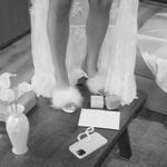 Frederick's of Hollywood Elegant White Feathered Women's kitten Heels slipperd Photo 3