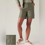 Athleta  Voyager Linen‎ Shorts 100% linen Aspen Olive  Women's SIZE 22W Photo 1