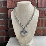 Anne Klein Authentic Ribbed Heart Silver Tone Vintage 80's Necklace Link Toggle Photo 2