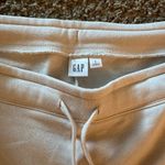 Gap  cream shorts large Photo 2