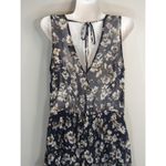 ASTR Navy Floral Sleeveless Romper Womens M V-Neck Summer Weekend Playsuit Photo 7