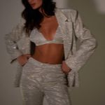 Revolve NWT SLA the label Gold SANTORINI TROUSERS. Size large.  Photo 4