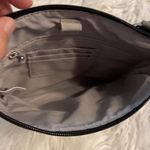 Baggallini Baggalini Shoulder Bag BNWOT color gray adjustable stripe lots of zippers Photo 5