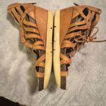 OTBT  Shoes Womens Size 7.5 Nomadic Brown Leather Strappy Wedge Sandals gladiator Photo 3