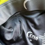 Zyia 🛍️ Active Yellow and Black Light N Tight Adjustable Sports Bra Size Medium Photo 8