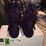 SO NWOT  Pull On Ankle Boots, size 6.5 Photo 3