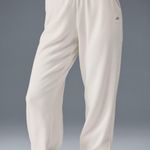 Alo Yoga Alo Sweatpants Photo 0