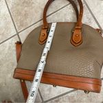 Dooney & Bourke handbag in leather Crossbody Satchel Purse Zip Tote Top Zip VTG Photo 4
