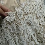 Aidan Mattox Aidan Maddox Women’s Vintage Cream Deep V Neck Lace Dress Size 0 EUC Photo 4