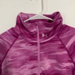 Under Armour Half Zip Fitted Pullover Photo 2