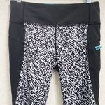 Lululemon Run: Top Speed Crop Mini Brushed Animal Black & White Crop Pant Size 6 Photo 12