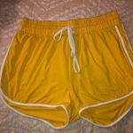 Yellow And White Striped Tie Shorts Size 1X Photo 0