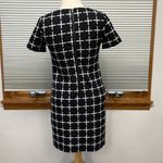 Romeo + Juliet Couture Black and White Short Sleeve Shift Dress Size XS Photo 5