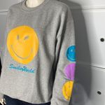 Smiley World Gray Winky Face Pullover Sweatshirt Size Medium Photo 1