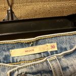 Levi's NWT Woman’s Levi Premium Wedgie High Rise Button Fly Tapered Leg Jeans Size 30 Photo 1