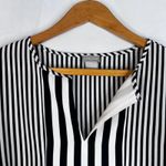 Chico's Striped Bold Vneck Blouse Statement Mixed Stripes Casual Dressy SZ 1/8-10 Photo 2