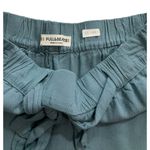 Pull & Bear  Women Size Medium Blue Shorts (33-491) Photo 2