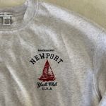 Newport Yacht Club Gray Sweater Size M Photo 3