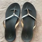 OluKai Women's Ho'opio Leather Sandals Silver Size 10 Casual Summer Photo 0