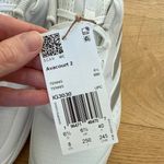 Adidas - Avacourt 2 Tennis Sneakers in White Photo 5