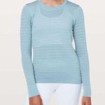 Lululemon Breeze By Long Sleeve *Squad Photo 0