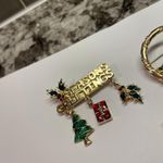Lot Of 3 Costume Brooch Pin Christmas Holiday Gold Tone Season’s Greeting Etc Photo 1