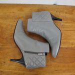 Brooks Brothers Ladies' Grey Leather Heeled Ankle Boots 9 Photo 3