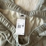 Nike NWT Women’s Gray Sweatpants Photo 4