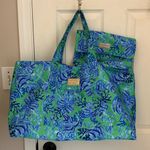 Lilly Pulitzer Keepin it Reel Tote with Matching Pouch Photo 0