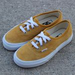 Vans Ladies Doheny Mustard Sneaker Sz 5W Photo 4